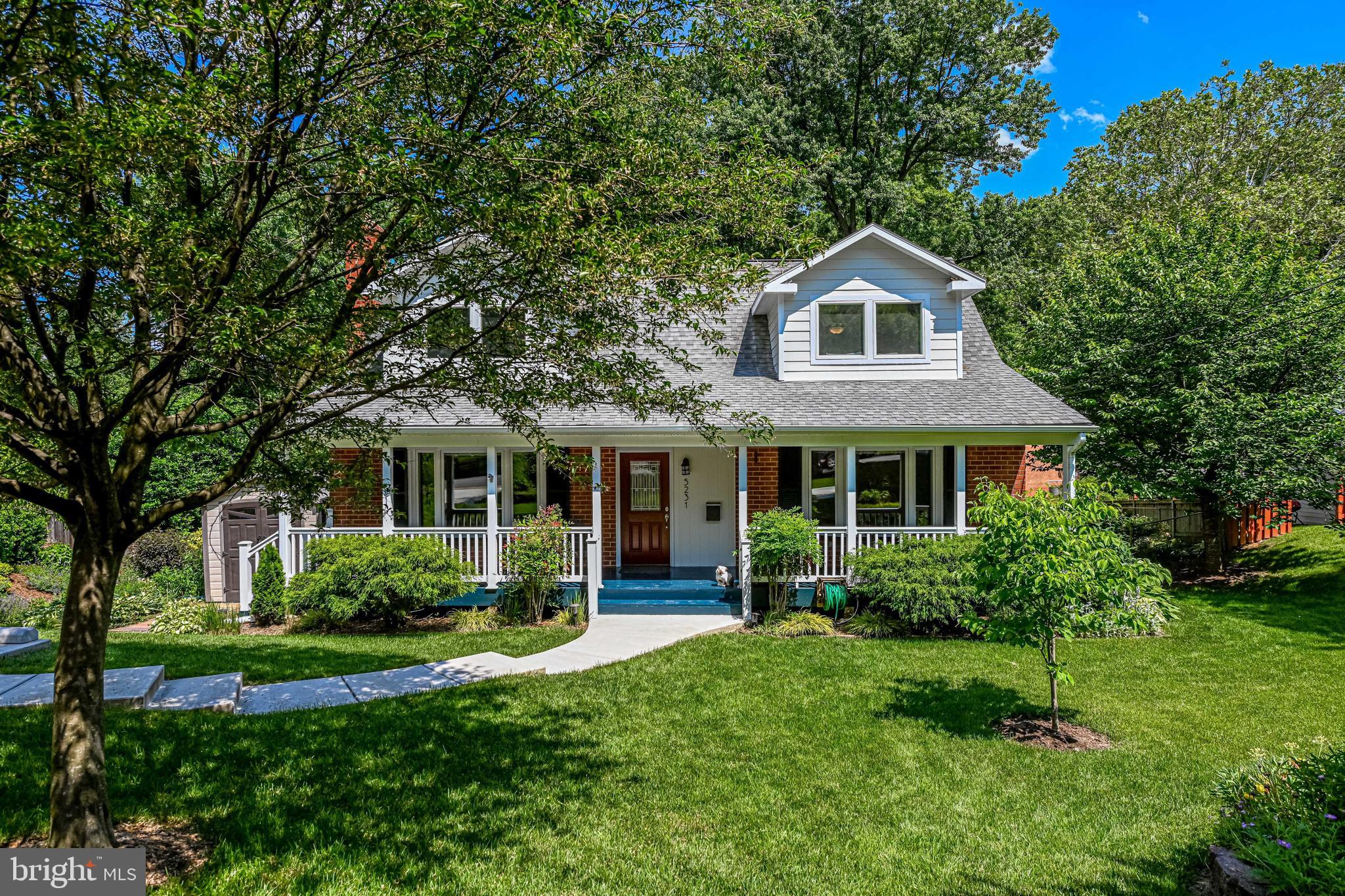 5231 Perth Court Springfield, VA 22151 - Photo 1 of 40