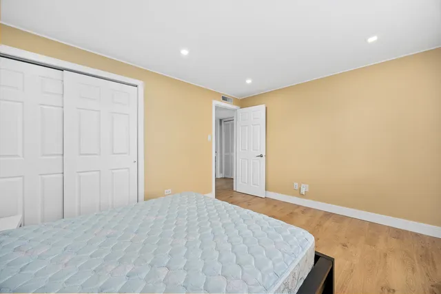 $1,750 | 11126 South 84th Avenue, Unit 11126, Palos Hills, IL 60465