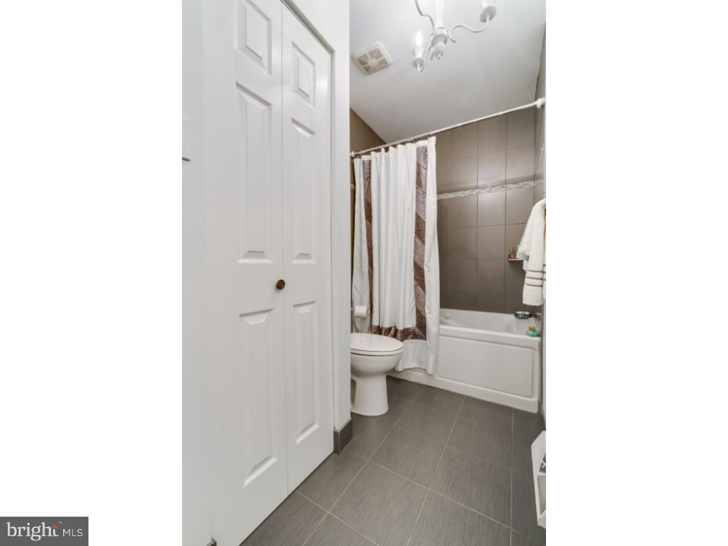 11 Raintree Drive Hamilton, NJ 08690 - Photo 18 of 25 Gallery Image 18