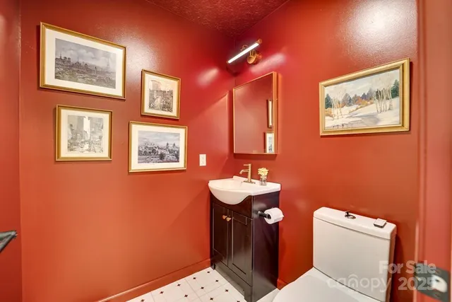 $399,000 | 41 Kings Creek Drive, Sylva, NC 28779