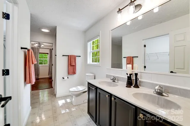 $399,000 | 41 Kings Creek Drive, Sylva, NC 28779