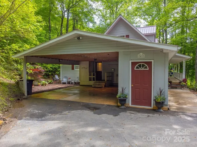 $399,000 | 41 Kings Creek Drive, Sylva, NC 28779