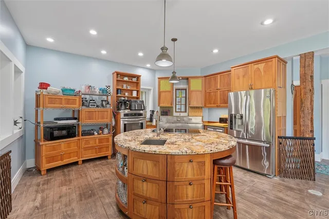 $800,000 | 43 White Anchor Cove, Cato, NY 13080