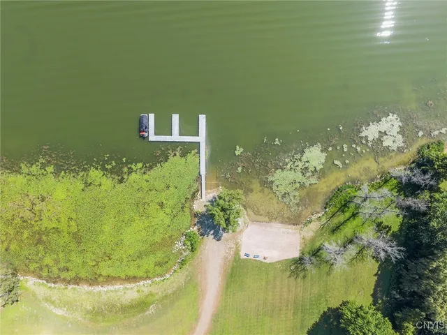 $800,000 | 43 White Anchor Cove, Cato, NY 13080