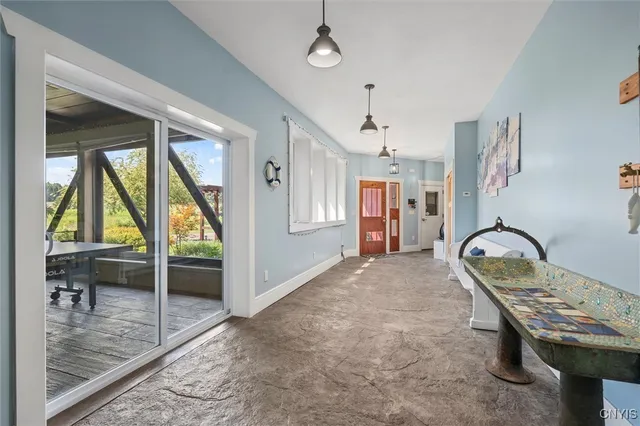 $800,000 | 43 White Anchor Cove, Cato, NY 13080