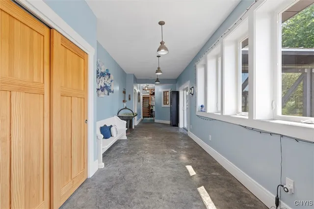 $800,000 | 43 White Anchor Cove, Cato, NY 13080