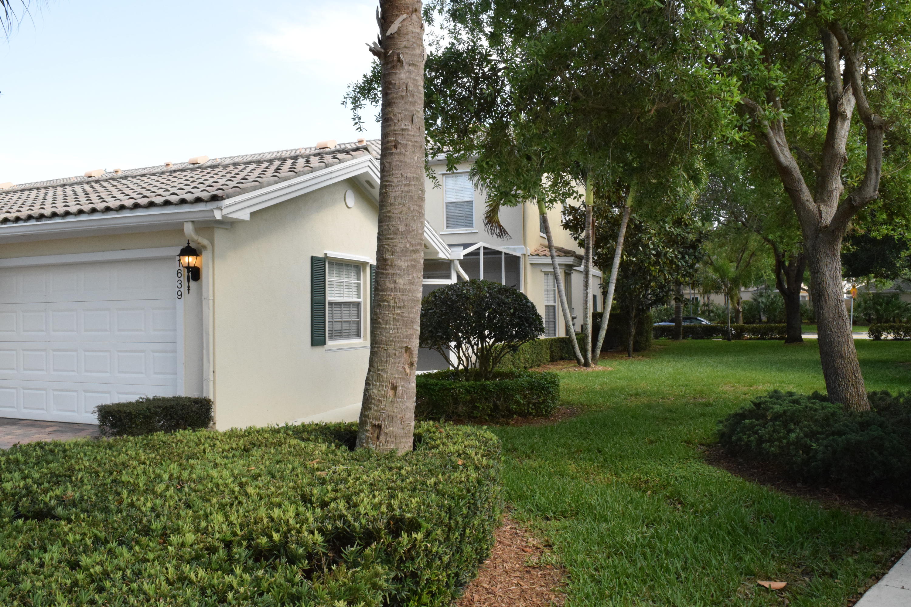 1639 Frederick Small Road Jupiter, FL 33458 - Photo 42 of 53 Rear-side yard_0097
