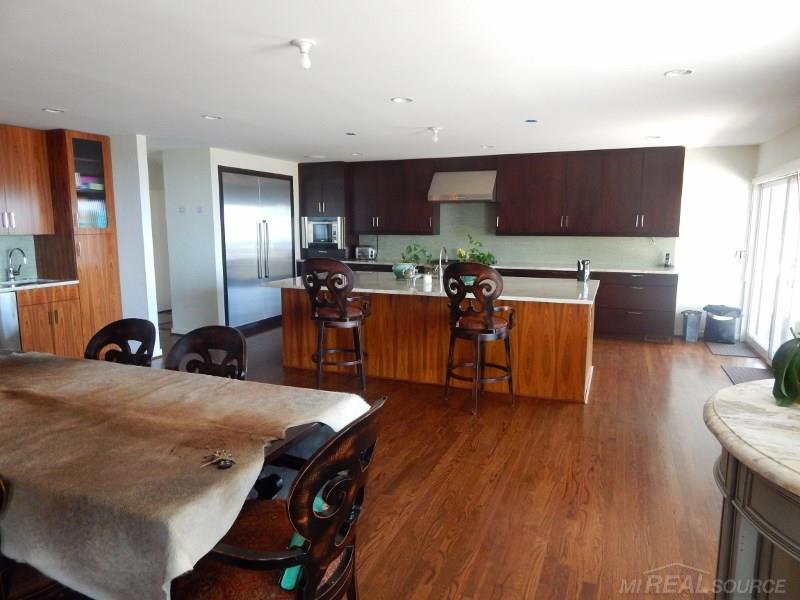737 Lake Shore Road Grosse Pointe Shores, MI 48236 - Photo 7 of 25