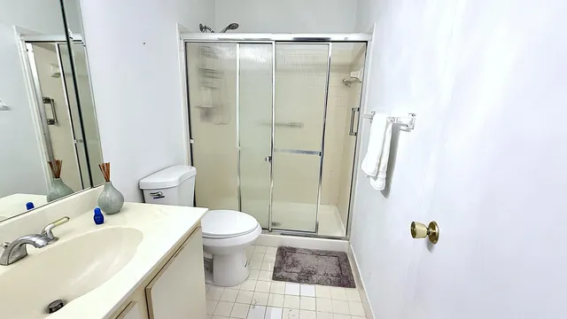 $1,800 | 5242 Privet Place, Delray Beach, FL 33484