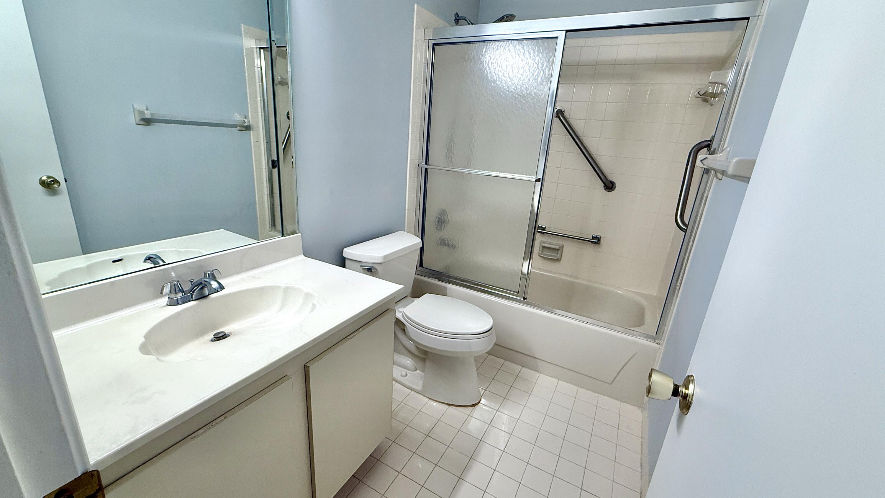 5242 Privet Place Delray Beach, FL 33484 - Photo 29 of 50 Master Bath