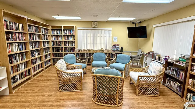 $1,800 | 5242 Privet Place, Delray Beach, FL 33484