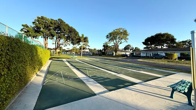 $1,800 | 5242 Privet Place, Delray Beach, FL 33484