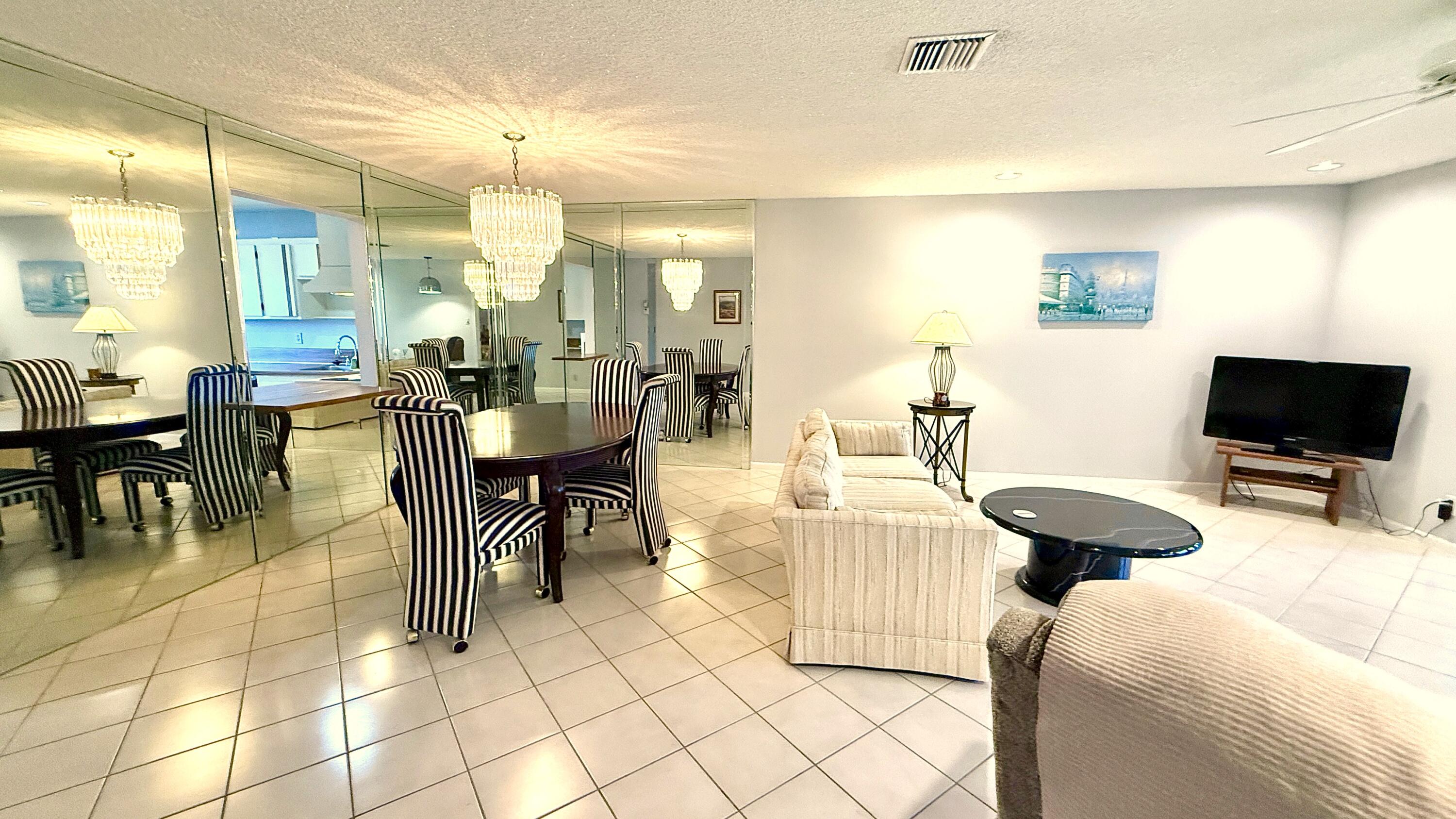 5242 Privet Place Delray Beach, FL 33484 - Photo 9 of 50 LR + DR