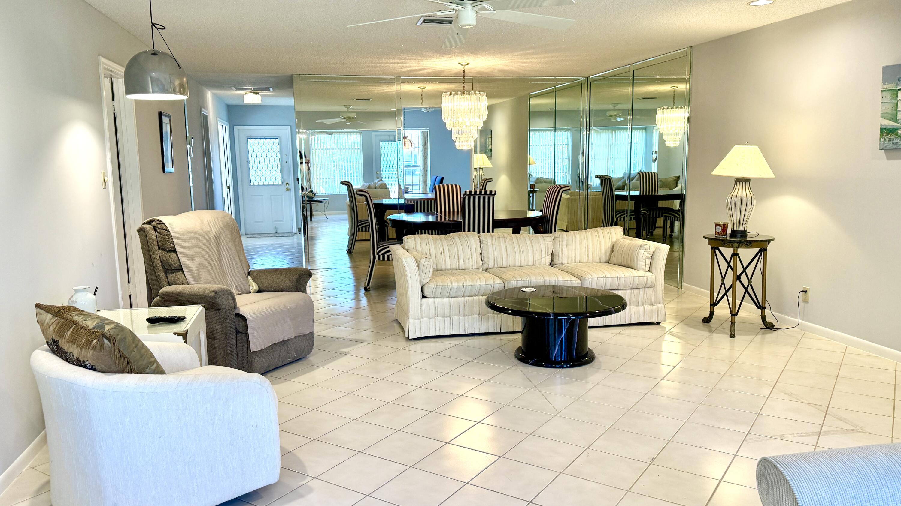 5242 Privet Place Delray Beach, FL 33484 - Photo 10 of 50 LR + DR