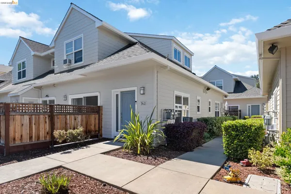 $1,188,000 | 742 Cottage Court, Mountain View, CA 94043
