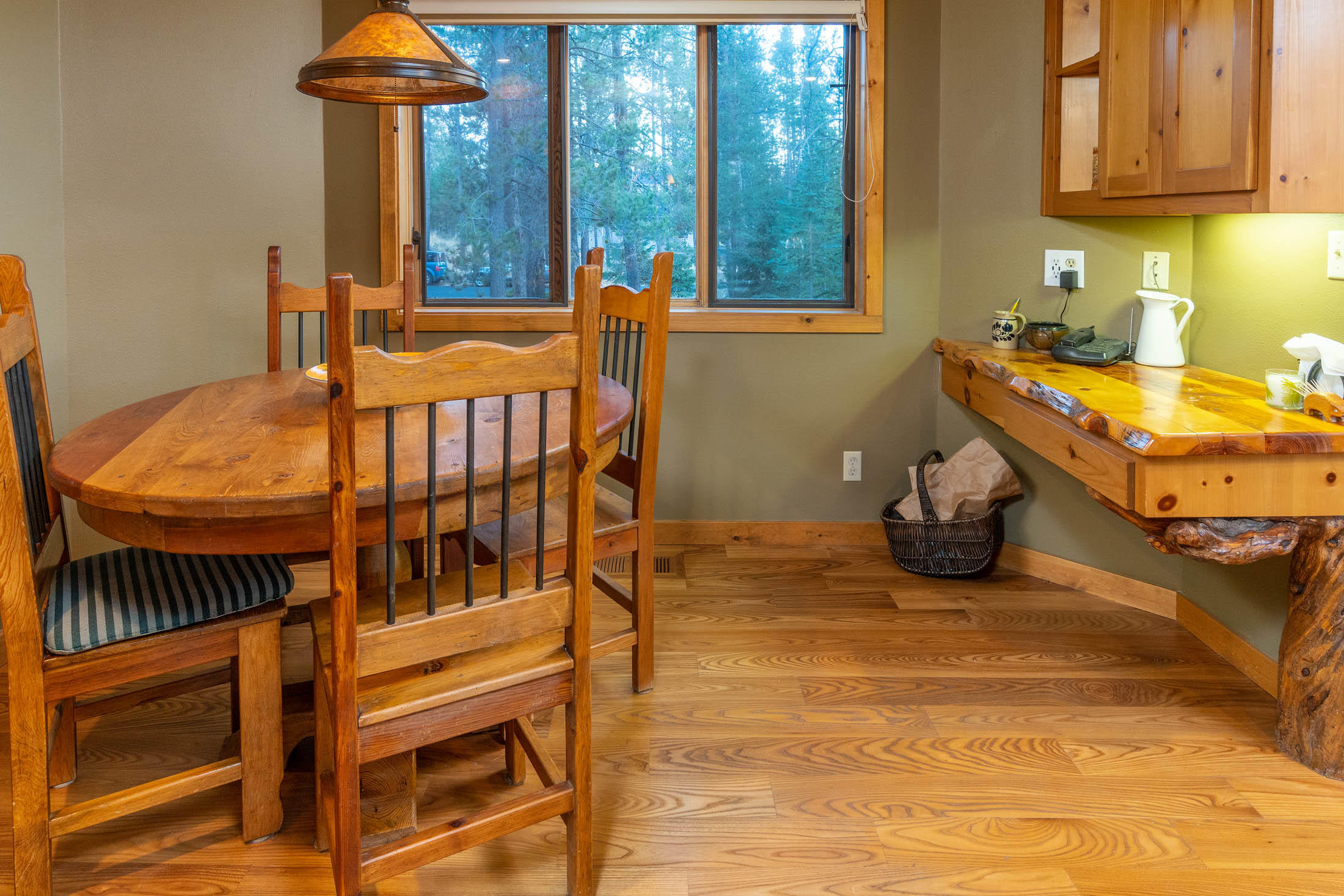 27 Oregon Loop Sunriver, OR 97707 - Photo 15 of 32 27 Oregon Loop_0058 copy