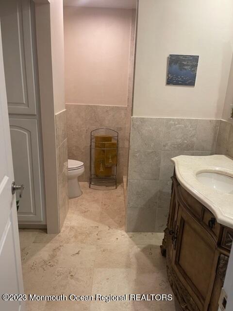 14 Franklin Lane, Unit B Whiting, NJ 08759 - Photo 7 of 17 Master Bath