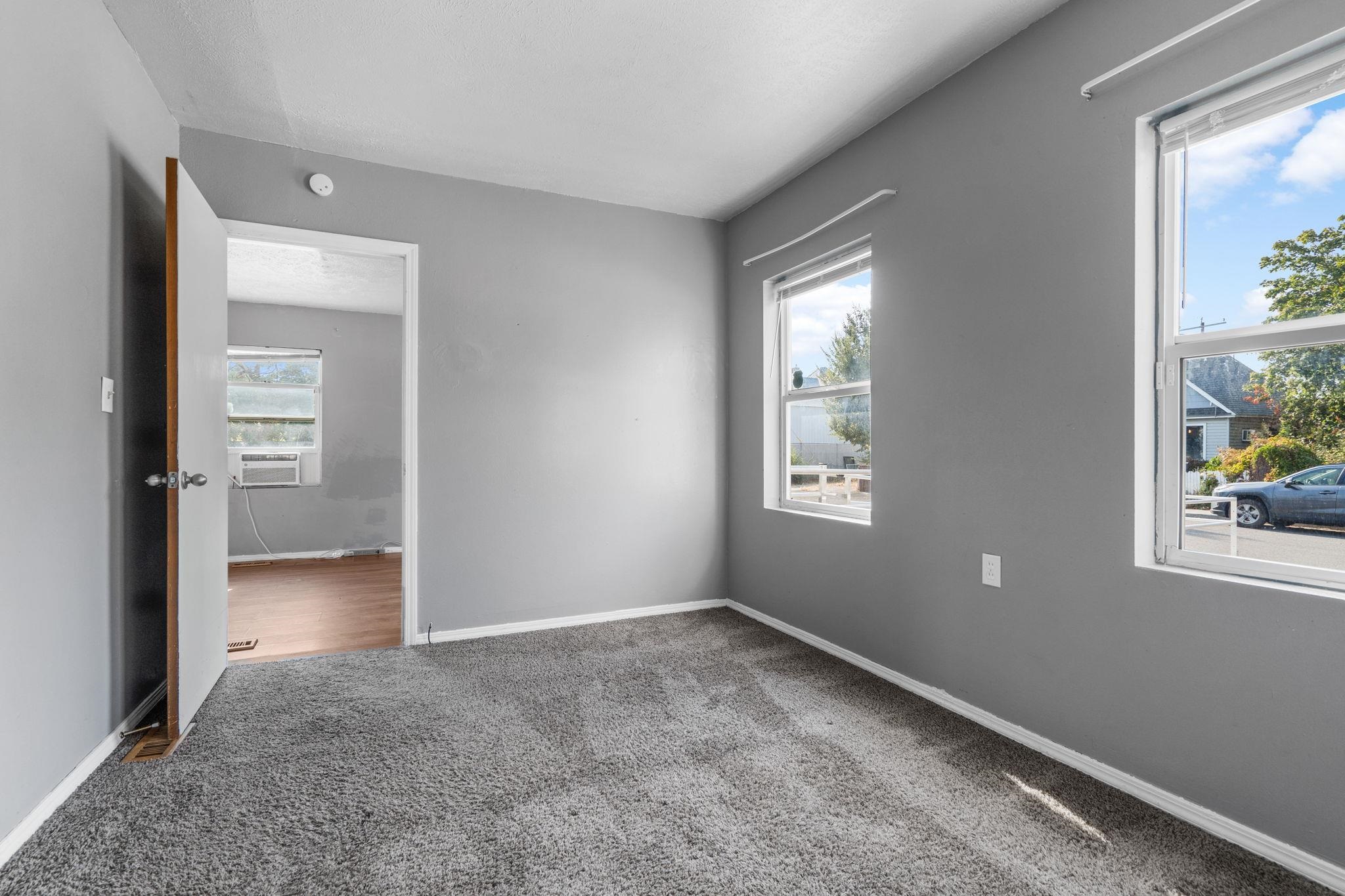 1708 East Tilsley Place Spokane, WA 99207 - Photo 13 of 23