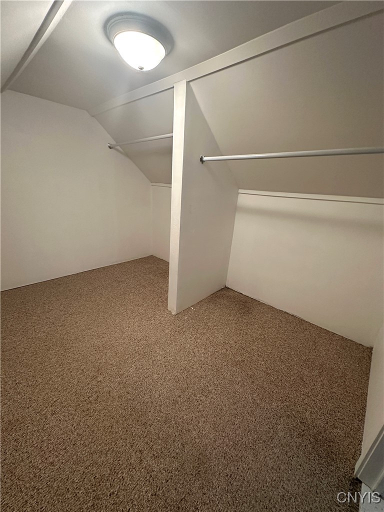 503 Coolidge Road Utica, NY 13502 - Photo 11 of 16 Master Closet