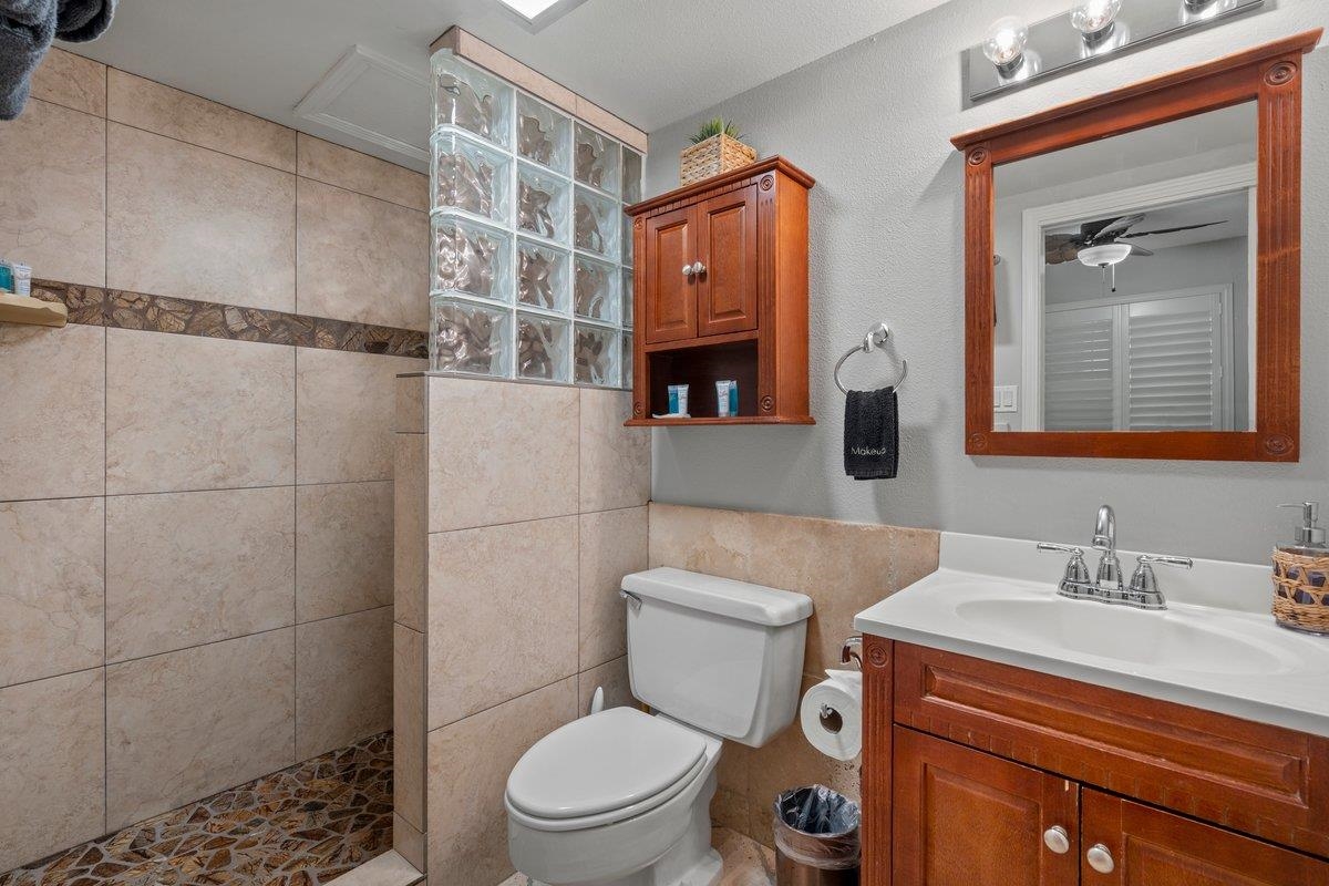2219 South Kihei Road, Unit A204 Kihei, HI 96753 - Photo 11 of 20