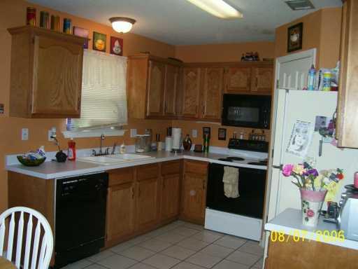 2219 Robin Street Slidell, LA 70460 - Photo 3 of 4 Gallery Image 3