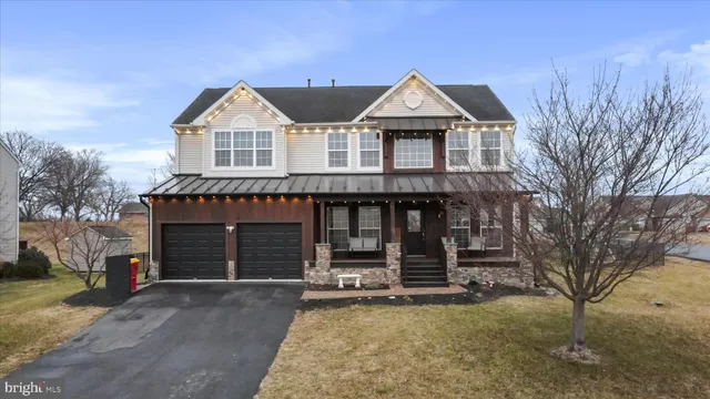 $434,900 | 3831 Rolling Hills Drive, Greencastle, PA 17225