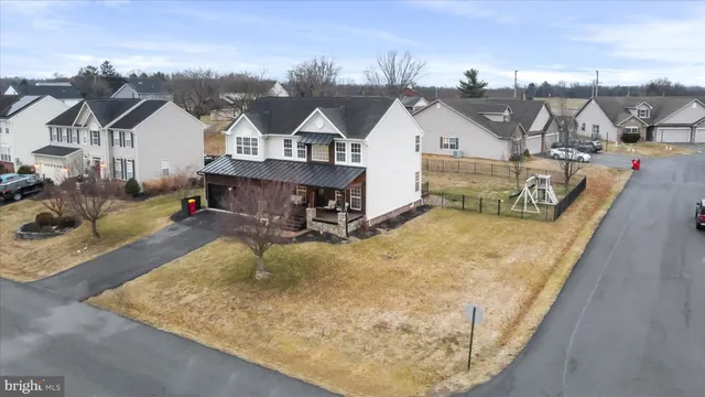 $434,900 | 3831 Rolling Hills Drive, Greencastle, PA 17225