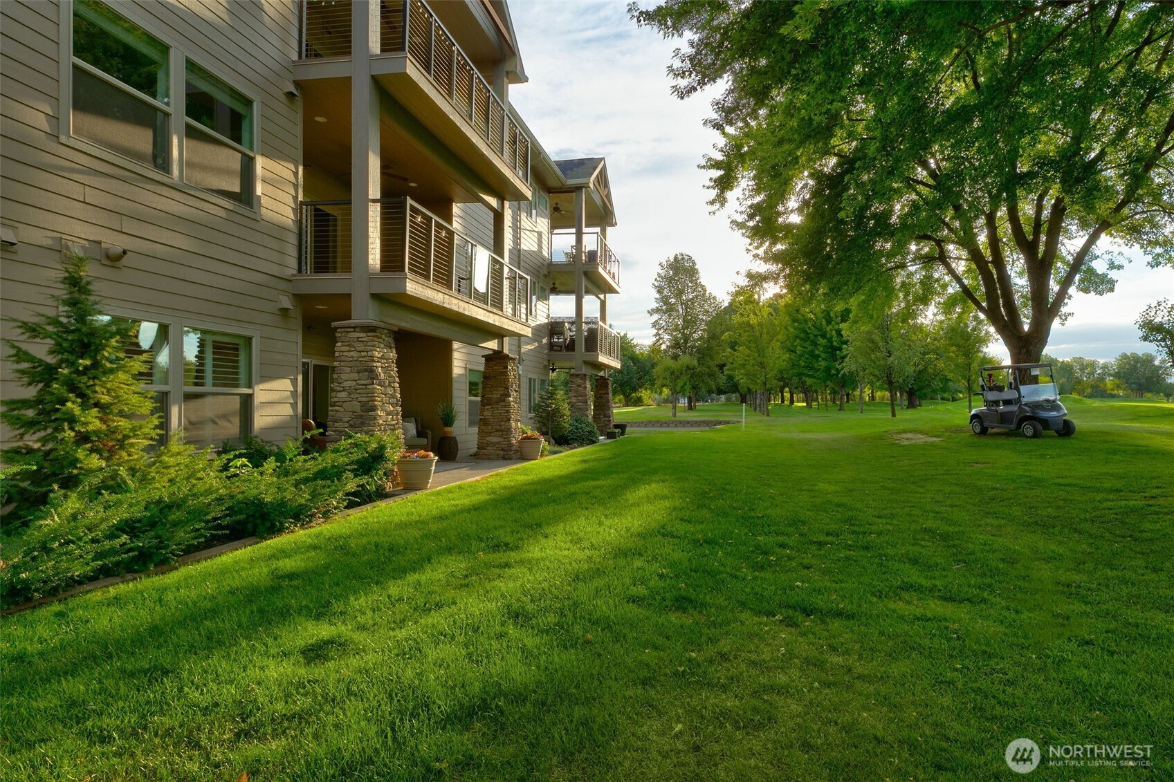 8905 Occidental Road, Unit 102A Yakima, WA 98903 - Photo 20 of 32