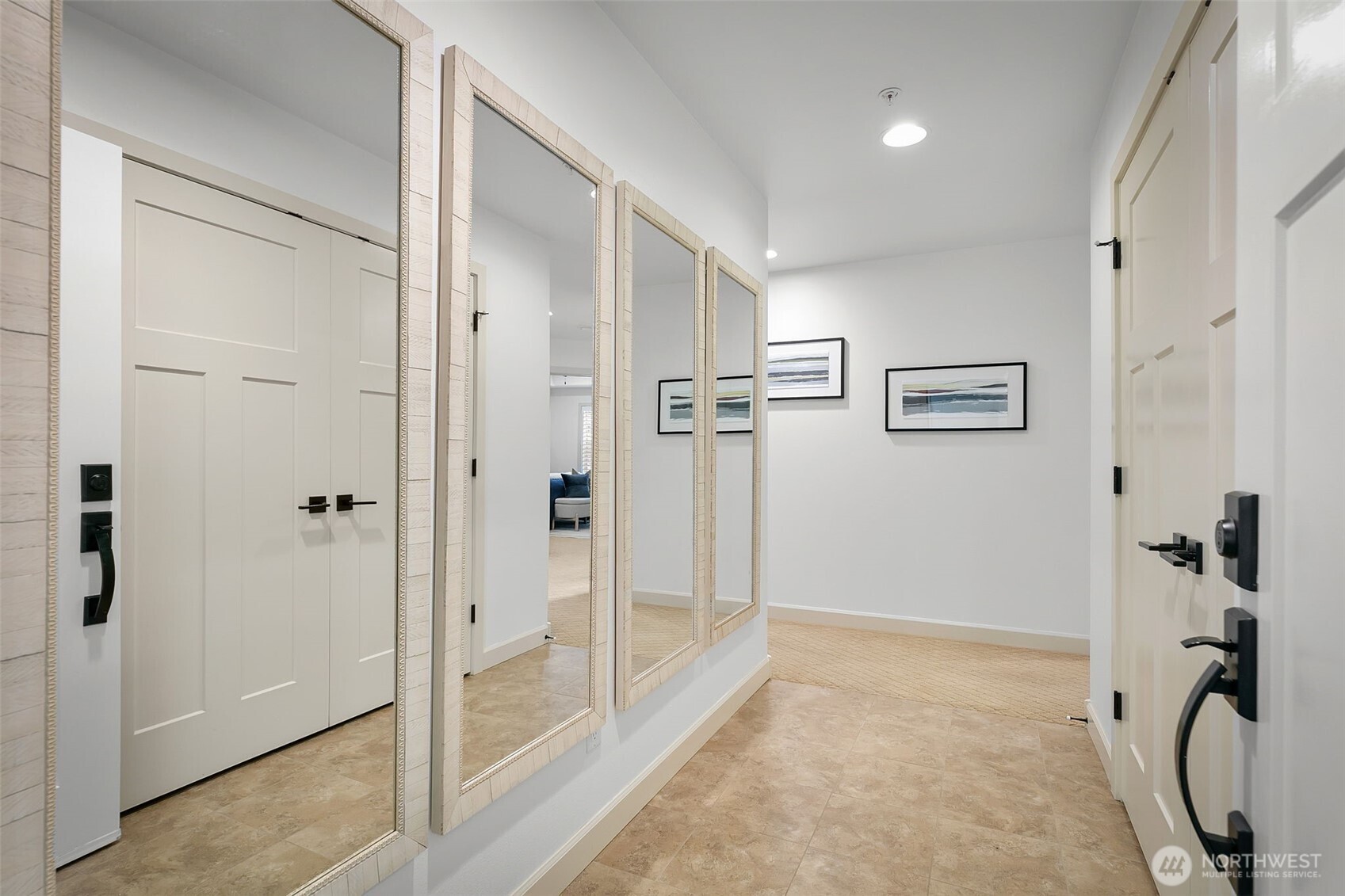 8905 Occidental Road, Unit 102A Yakima, WA 98903 - Photo 3 of 32