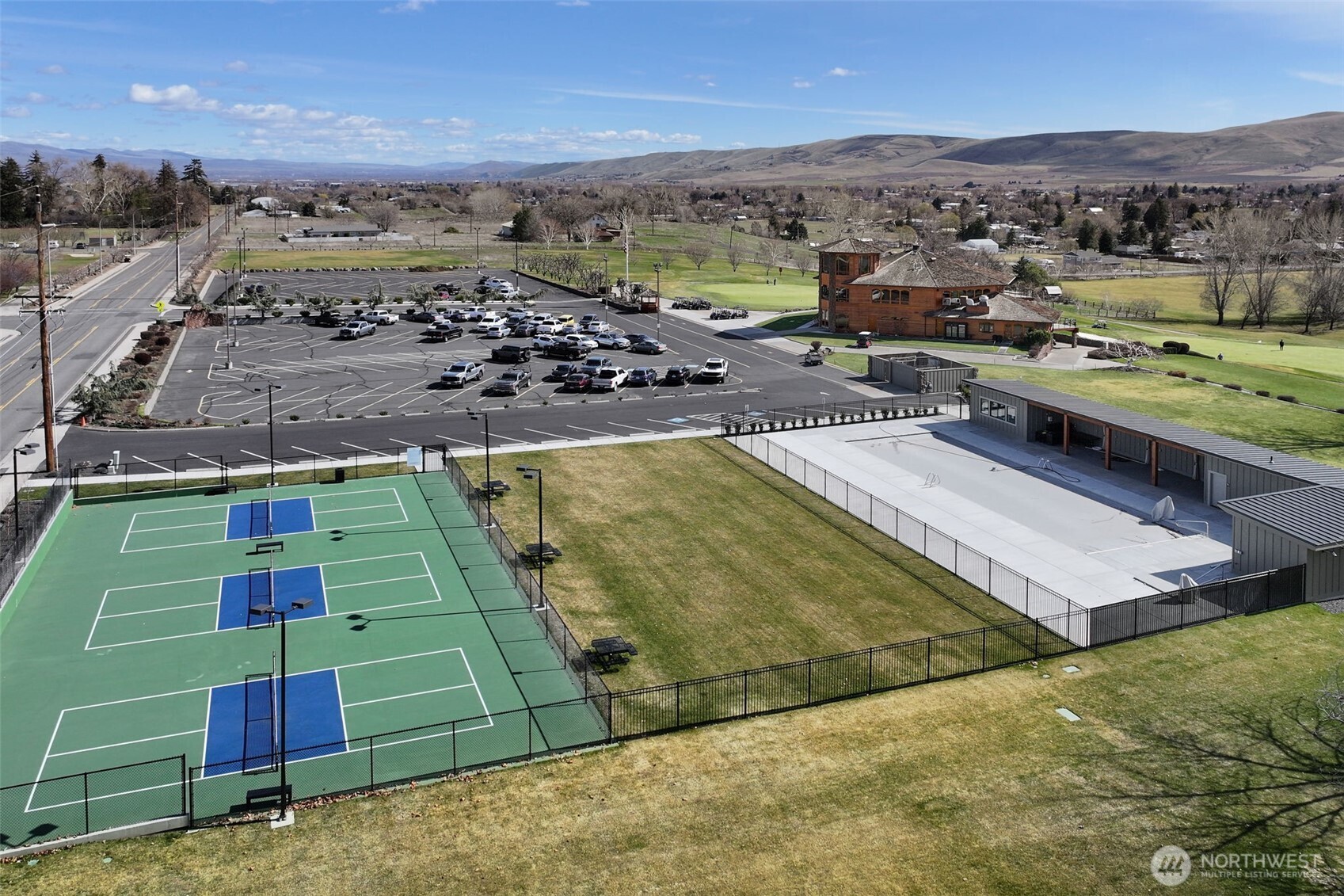 8905 Occidental Road, Unit 102A Yakima, WA 98903 - Photo 31 of 32