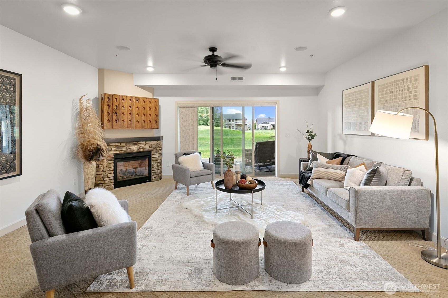 8905 Occidental Road, Unit 102A Yakima, WA 98903 - Photo 4 of 32