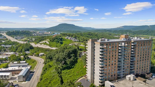 $225,000 | 1131 Stringers Ridge Road, Unit 7C, Chattanooga, TN 37405