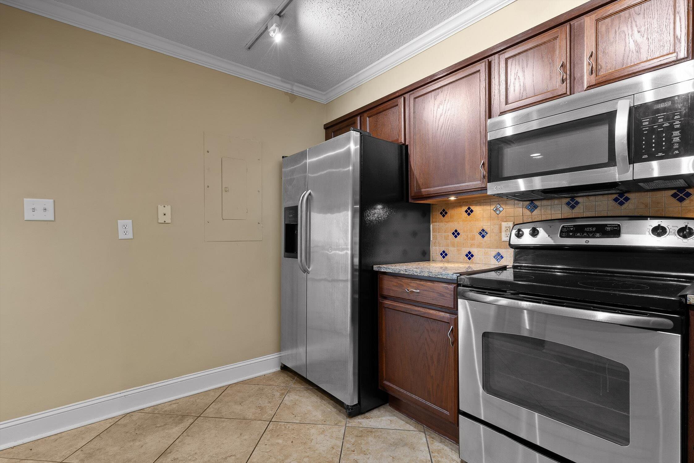1131 Stringers Ridge Road, Unit 7C Chattanooga, TN 37405 - Photo 16 of 37 1131 Stringers Ridge Rd., #7C