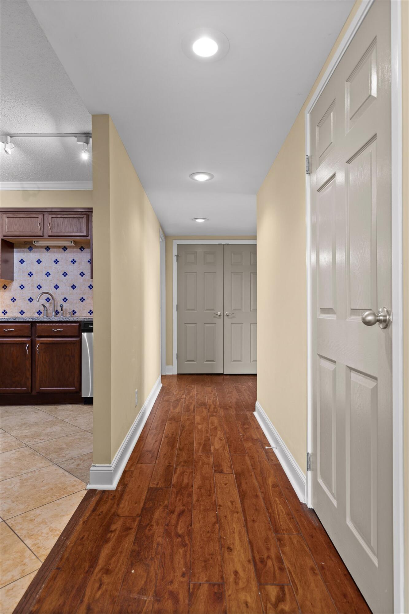 1131 Stringers Ridge Road, Unit 7C Chattanooga, TN 37405 - Photo 17 of 37 1131 Stringers Ridge Rd., #7C