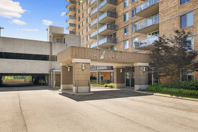 $225,000 | 1131 Stringers Ridge Road, Unit 7C, Chattanooga, TN 37405