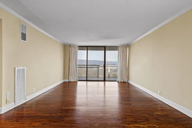 $225,000 | 1131 Stringers Ridge Road, Unit 7C, Chattanooga, TN 37405