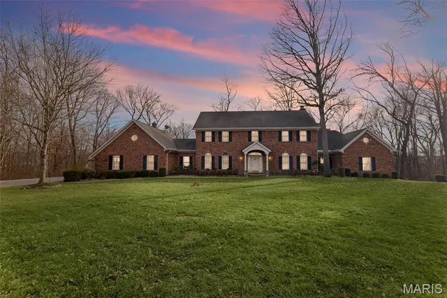 $1,900,000 | 115 Cobblestone Hill, O'Fallon, IL 62269
