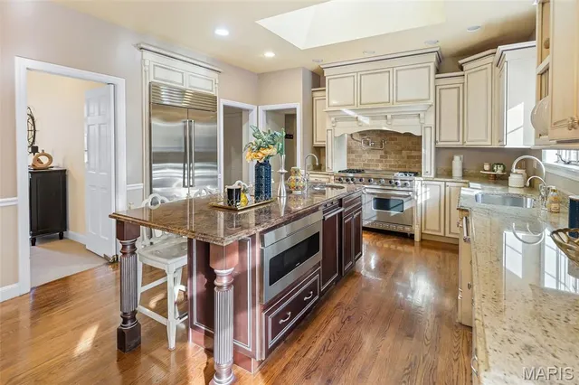 $1,900,000 | 115 Cobblestone Hill, O'Fallon, IL 62269