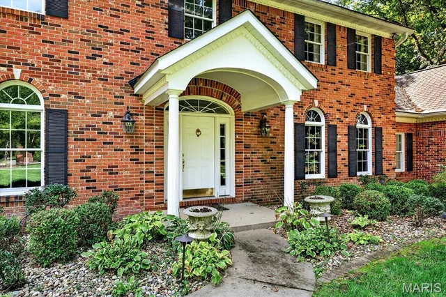 $1,900,000 | 115 Cobblestone Hill, O'Fallon, IL 62269