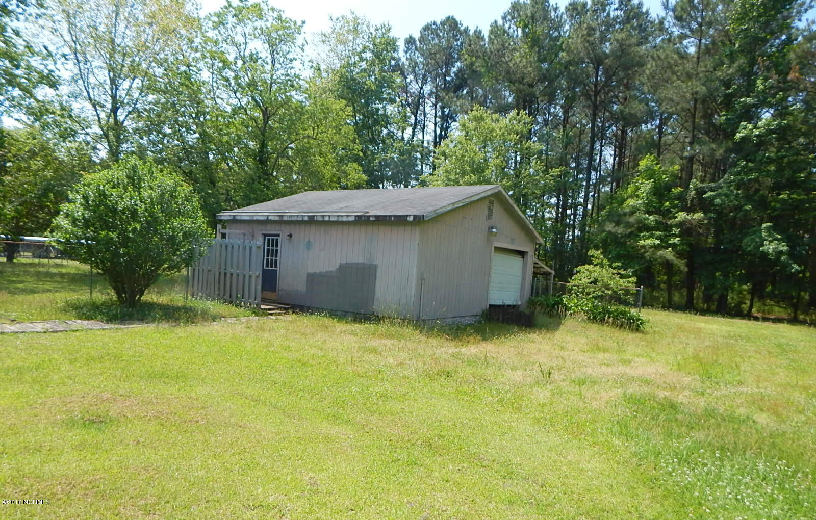 3689 Law Road Southeast Bolivia, NC 28422 - Photo 14 of 14 OutBuilding