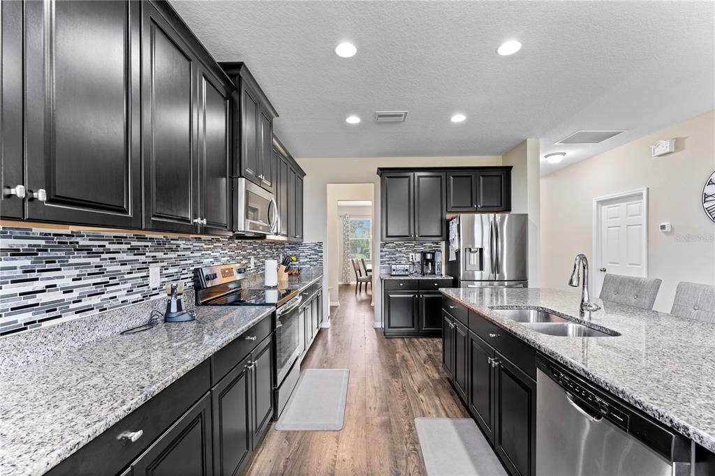 19065 Malinche Loop Spring Hill, FL 34610 - Photo 15 of 72