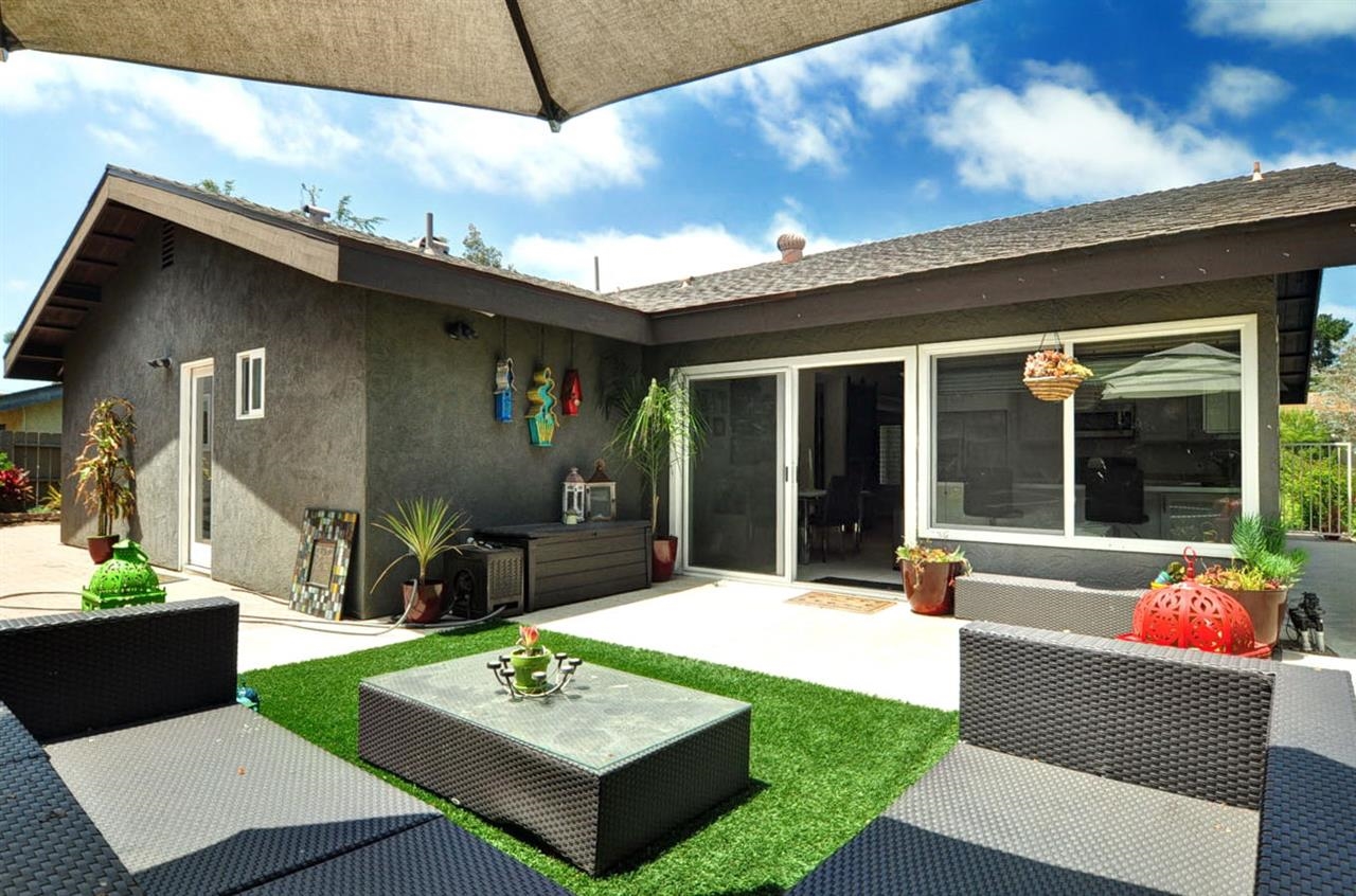 1919 Village Wood Road Encinitas, CA 92024 - Photo 17 of 23 Gallery Image 17