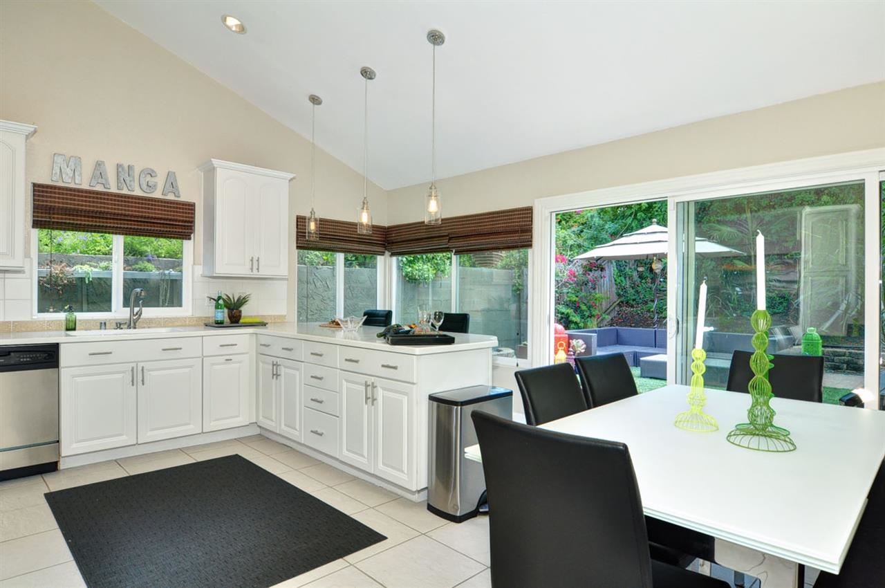 1919 Village Wood Road Encinitas, CA 92024 - Photo 20 of 23 Gallery Image 20