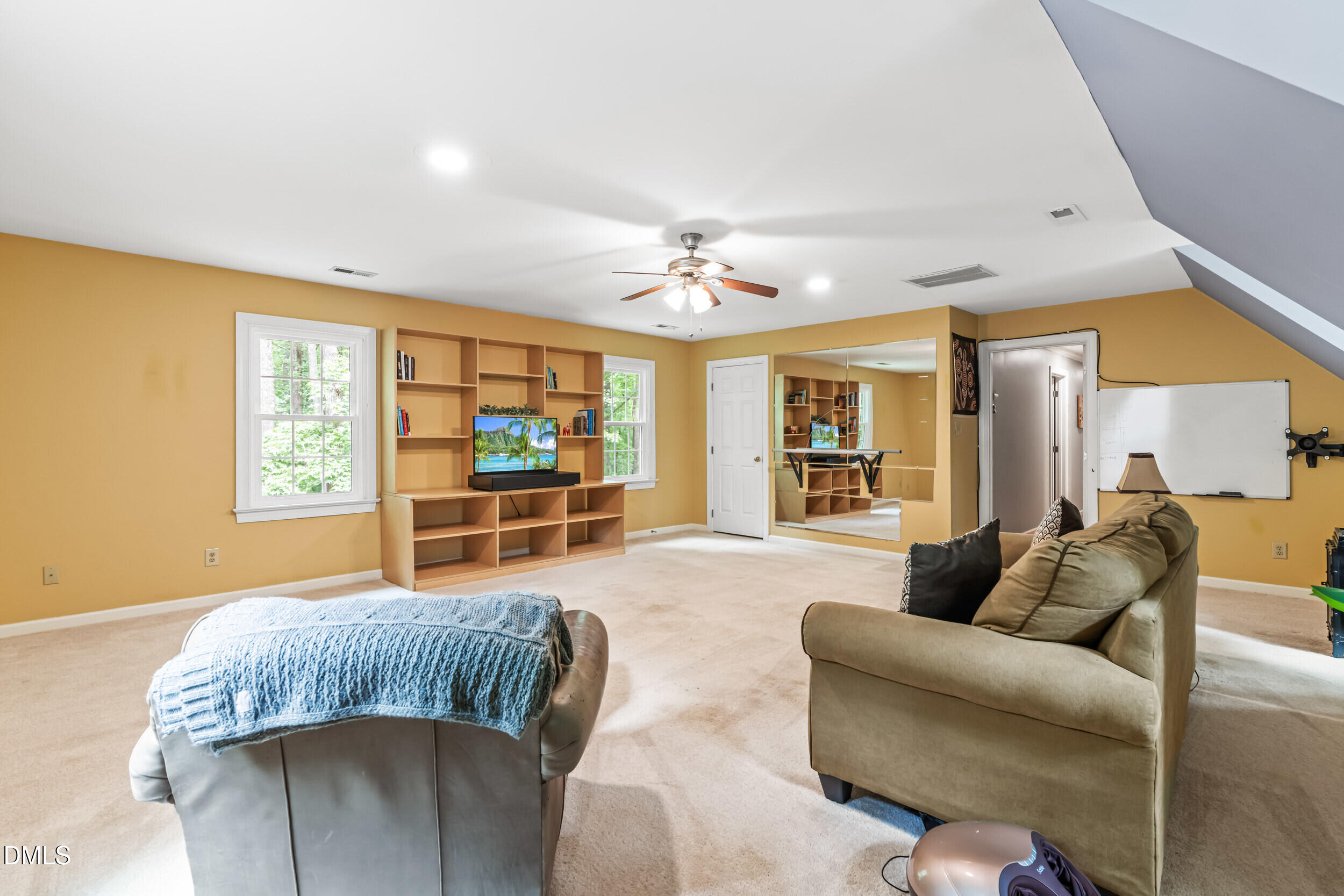 5425 North Hawthorne Way Raleigh, NC 27613 - Photo 35 of 51