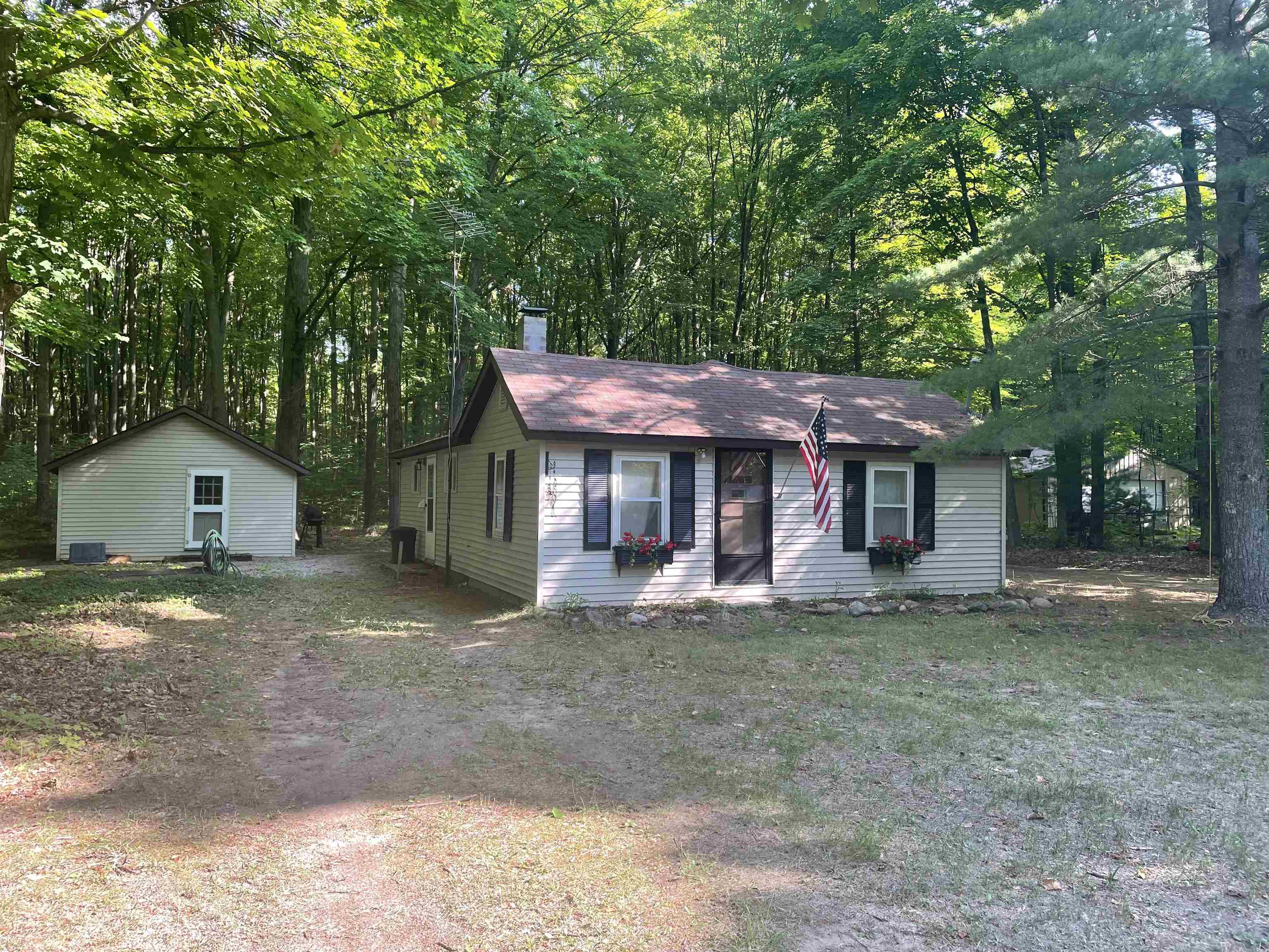8151 Ford Road Northeast Kalkaska, MI 49646 - Photo 2 of 46 1904124-1.JPG