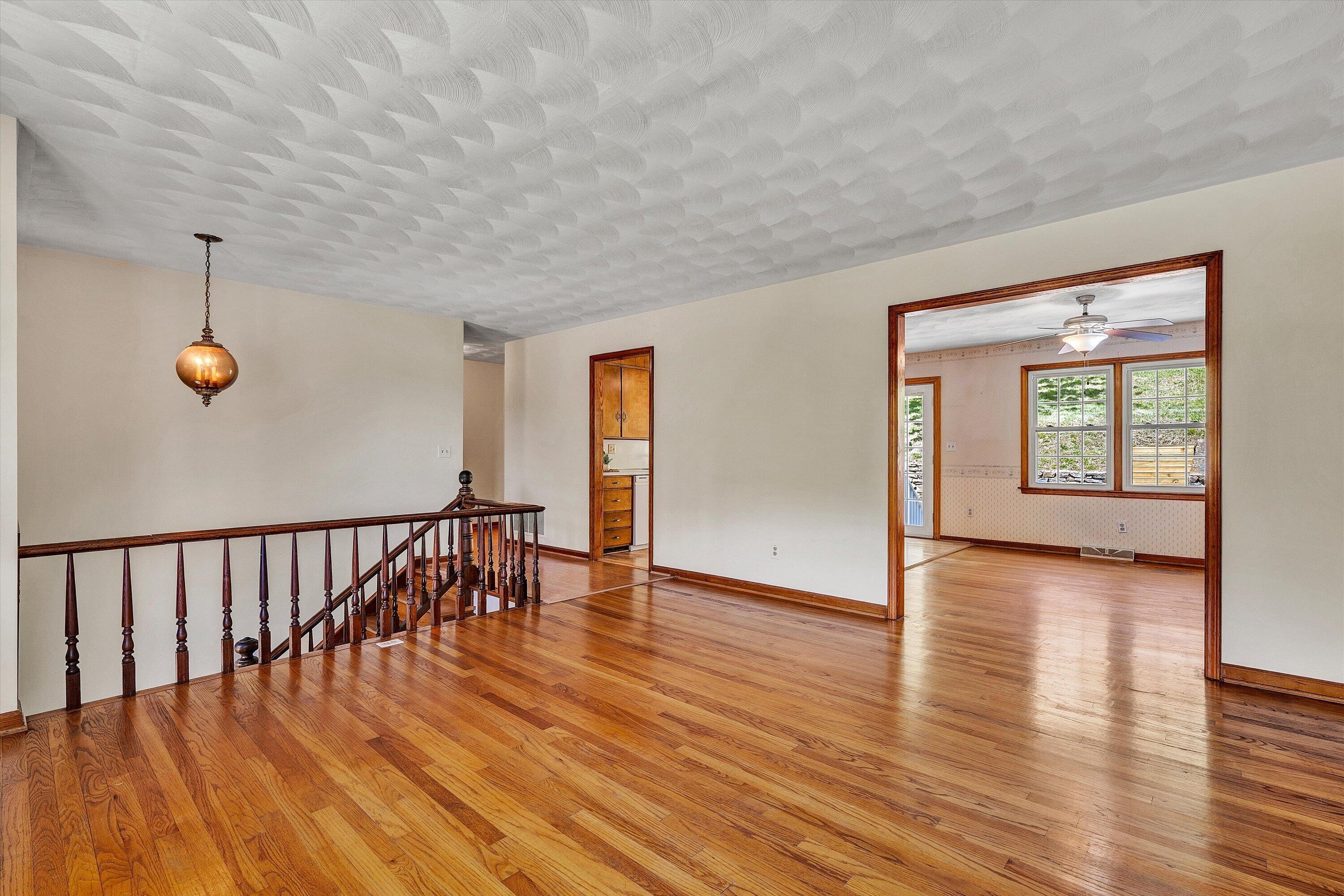 133 Kelsey Way Fincastle, VA 24090 - Photo 15 of 58 a view of livingroom with furniture wooden floor and window