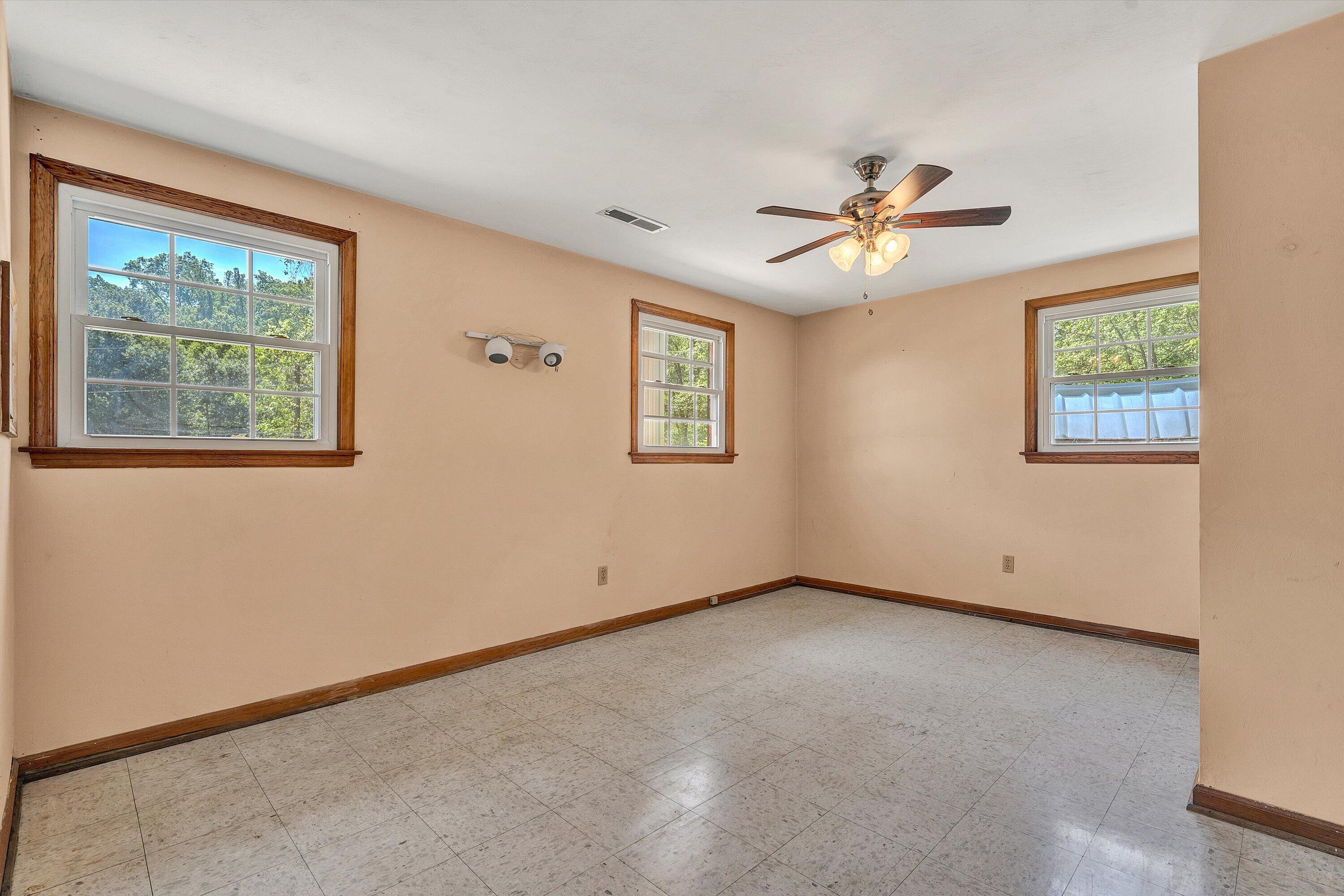 133 Kelsey Way Fincastle, VA 24090 - Photo 32 of 58 a view of an empty room with a window