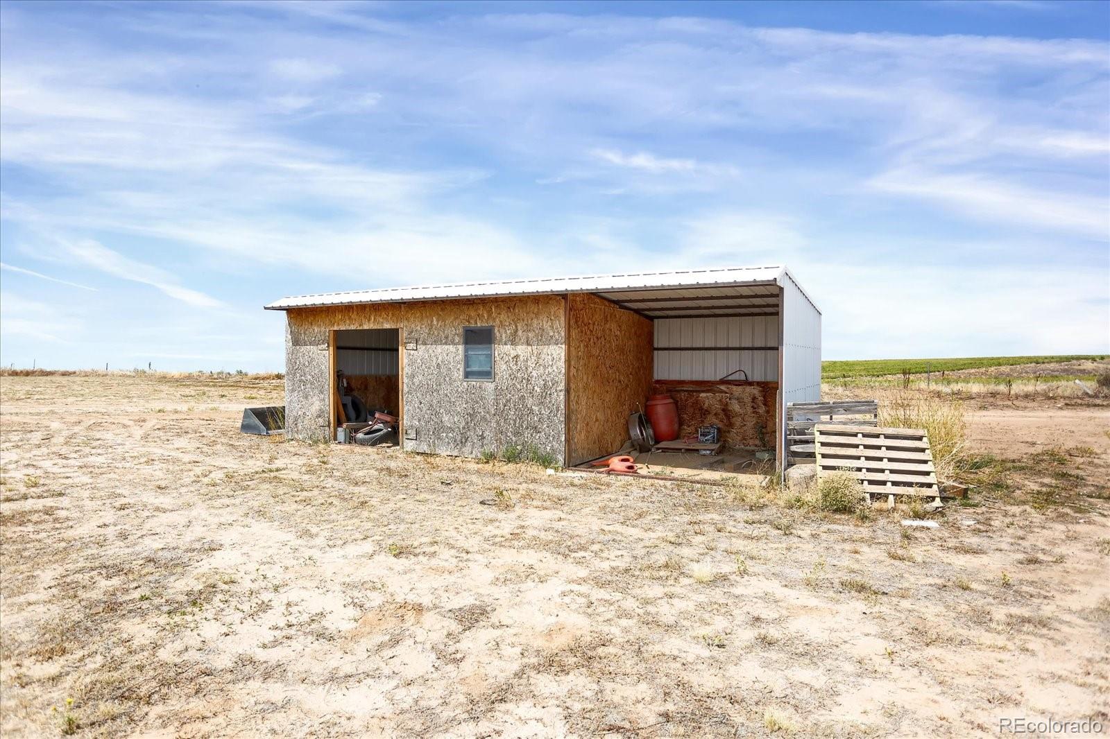 7500 North Converse Road Bennett, CO 80102 - Photo 38 of 41 Gallery Image 38
