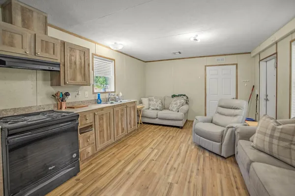 $1,350,000 | 2167 Garden City Road, Roxie, MS 39661