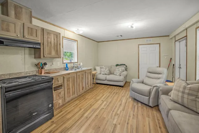 $1,350,000 | 2167 Garden City Road, Roxie, MS 39661